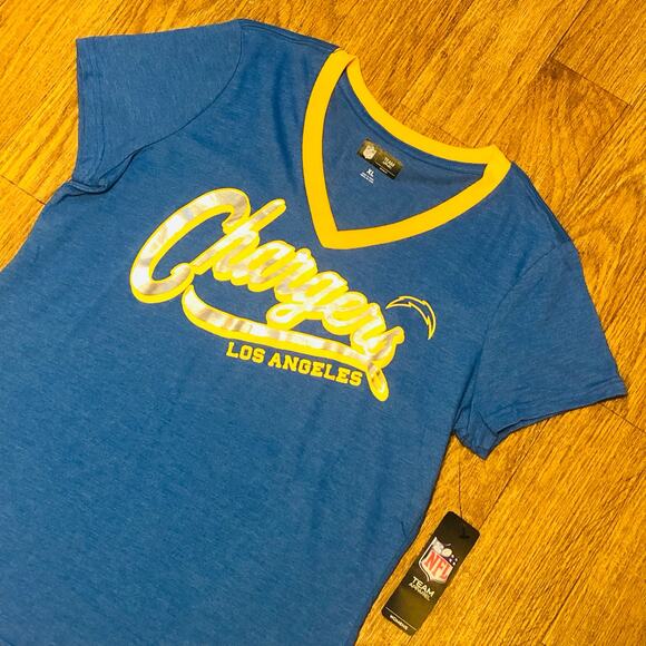 NFL Los Angeles Chargers Blue Women’s Short Sleeve V-Neck Shirt Size XL - Picture 1 of 7